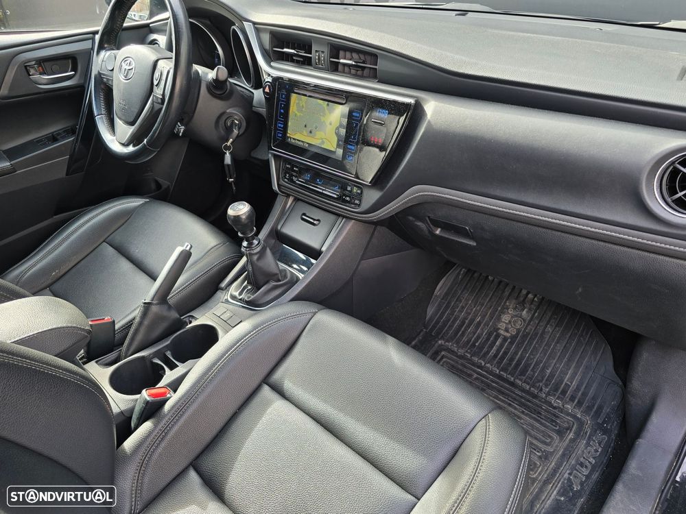 Toyota Auris Touring Sports 1.4 D-4D Comfort+Pack Sport - 8
