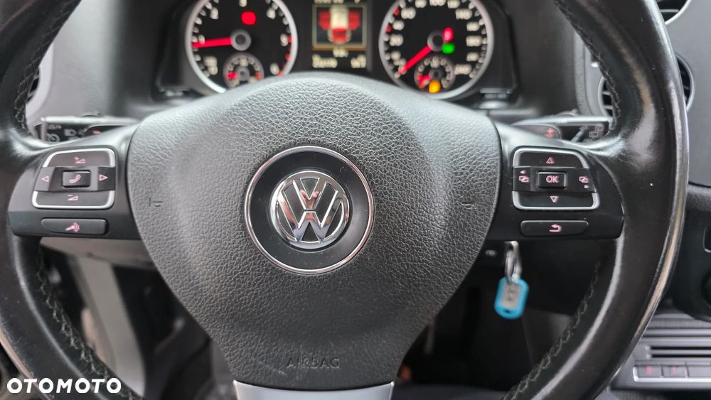 Volkswagen Tiguan 2.0 TDI SCR 4MOTION BlueMotion Technology DSG Track & Style - 29