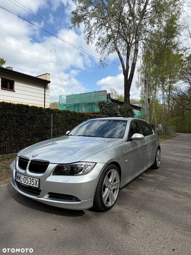 BMW Seria 3 325i - 2