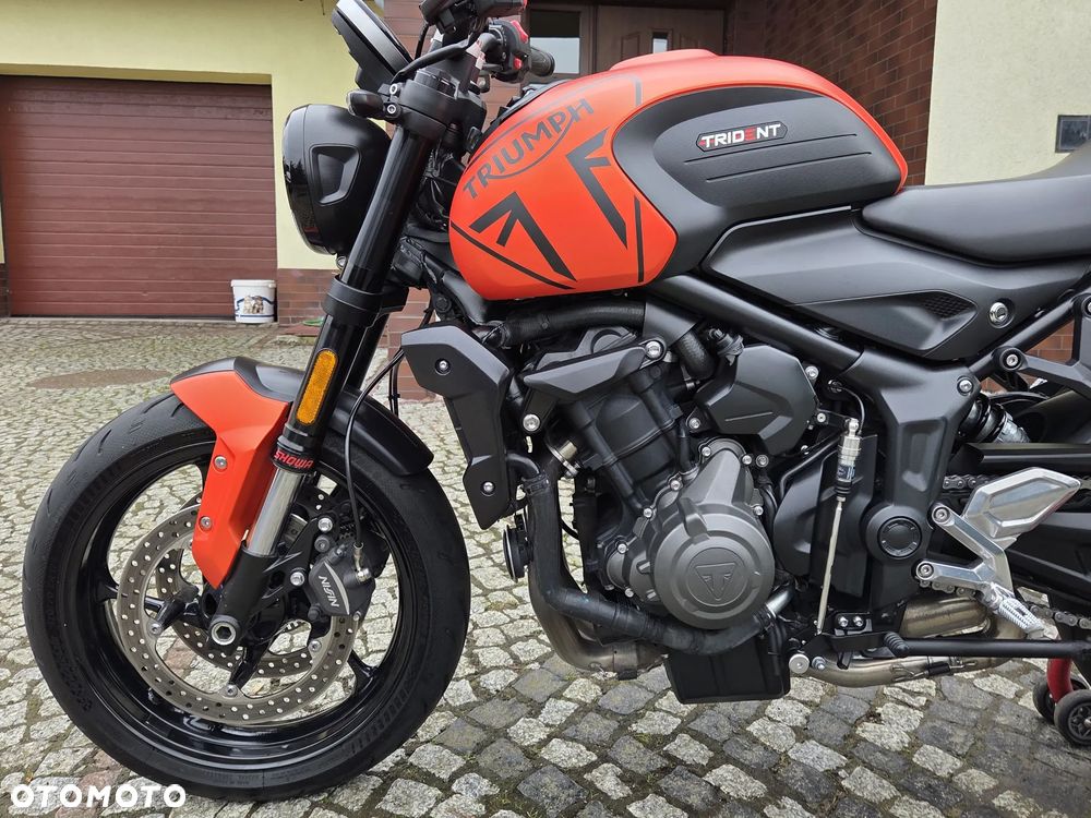 Triumph Trident - 7
