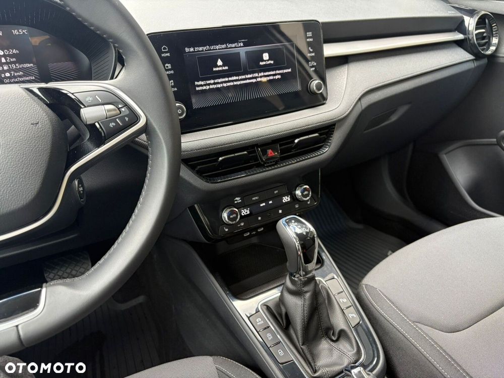 Skoda Fabia 1.0 TSI Selection DSG - 23