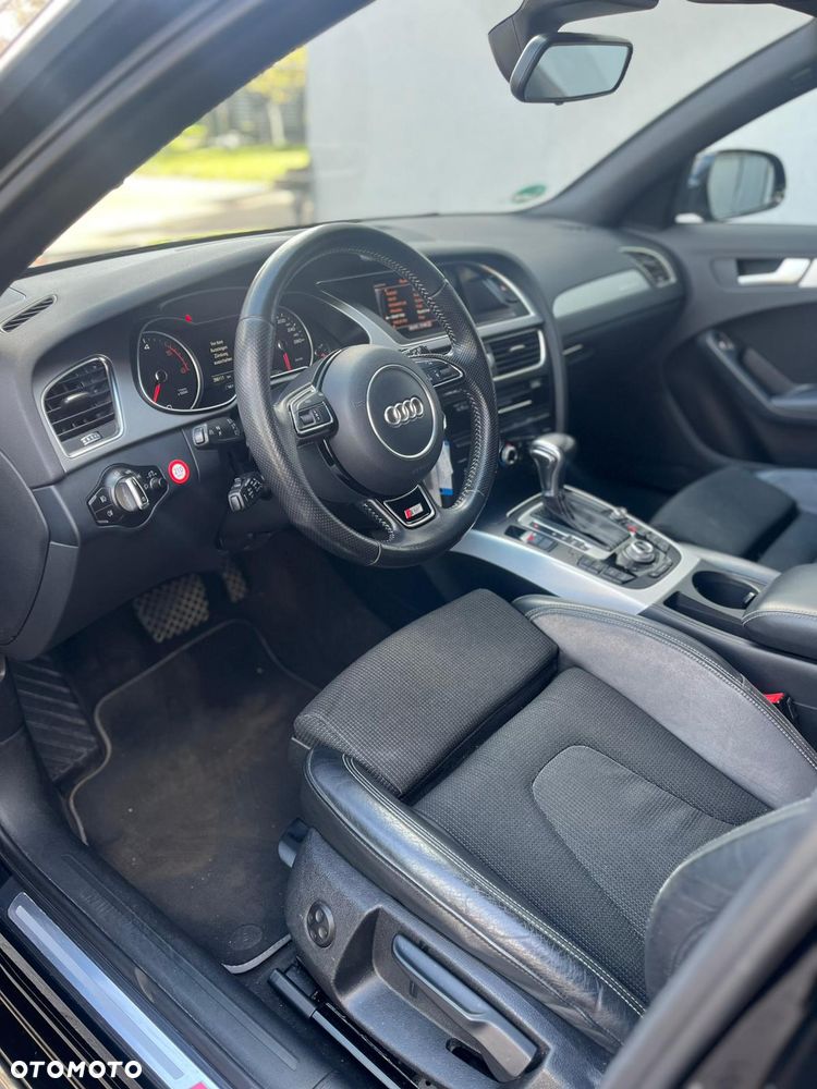 Audi A4 Avant 2.0 TDI DPF clean diesel quattro S tronic S line Sportpaket - 7