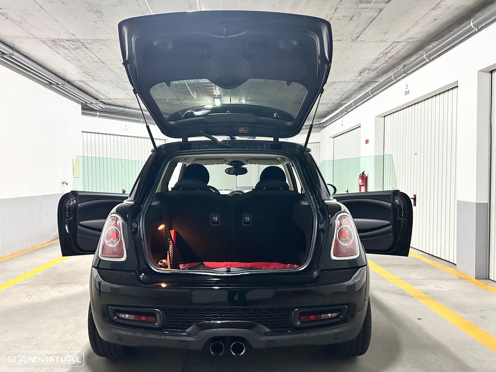 MINI 3 Portas One D - 11