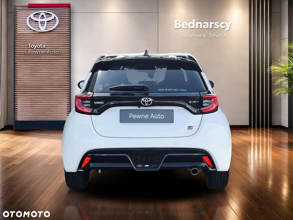 Toyota Yaris - 5