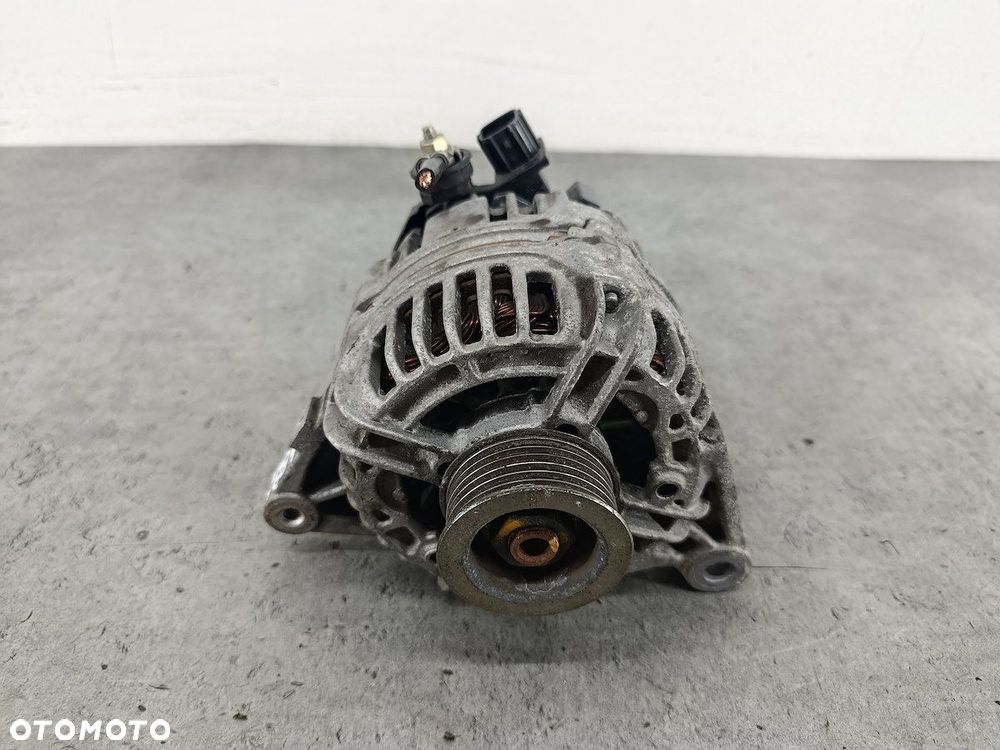 ALTERNATOR TOYOTA COROLLA IX E12 27060-0D030-F  0124315024 BOSCH  1.4 16V - 1