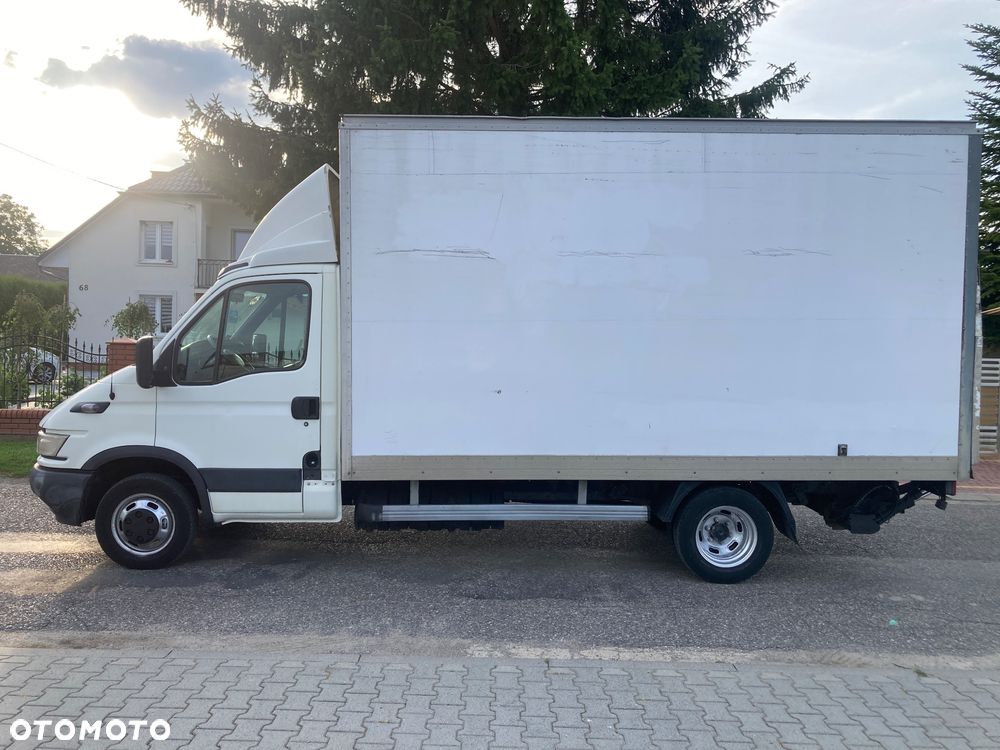 Iveco 35S16 - 19