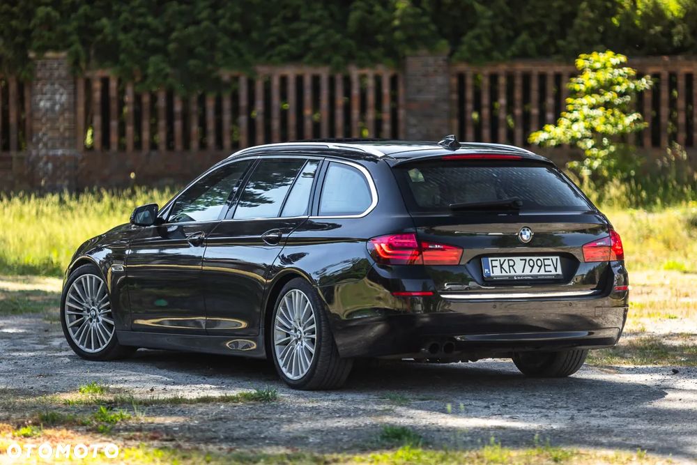 BMW Seria 5 530d xDrive Luxury Line - 14