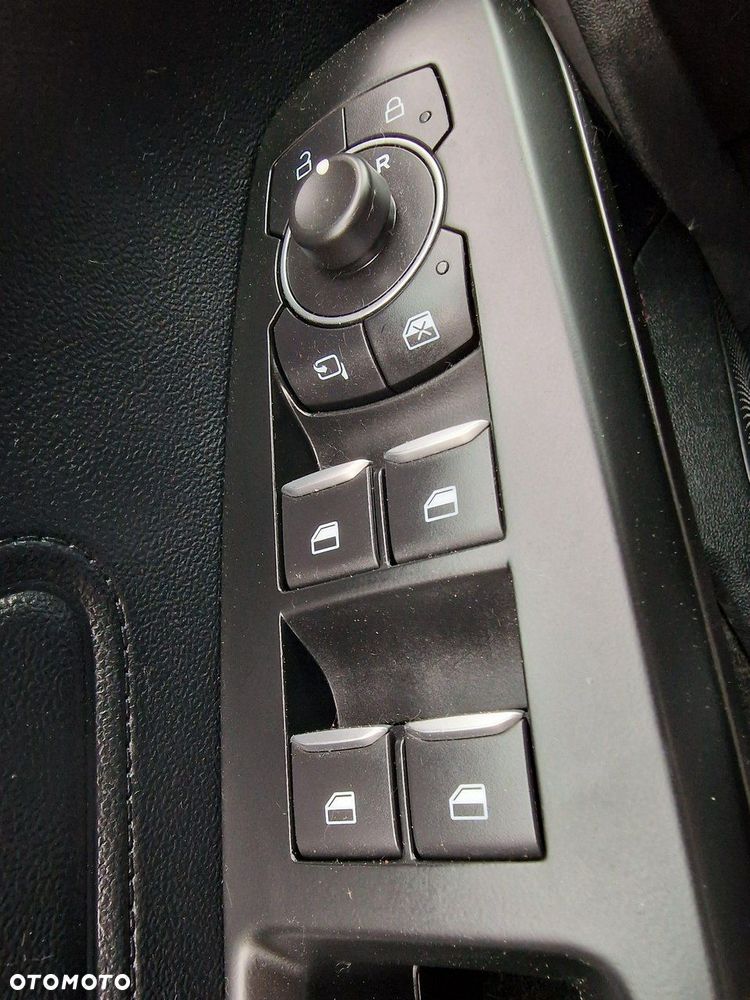 Ford Focus 1.5 EcoBlue Start-Stopp-System COOL&CONNECT - 39