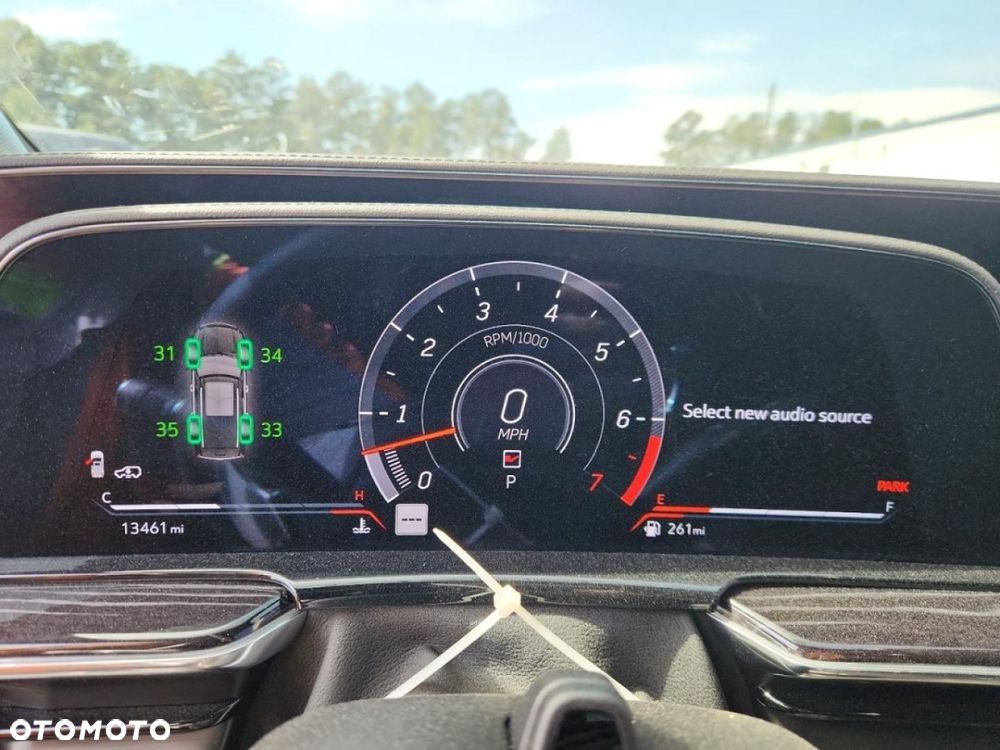 Cadillac Escalade - 10