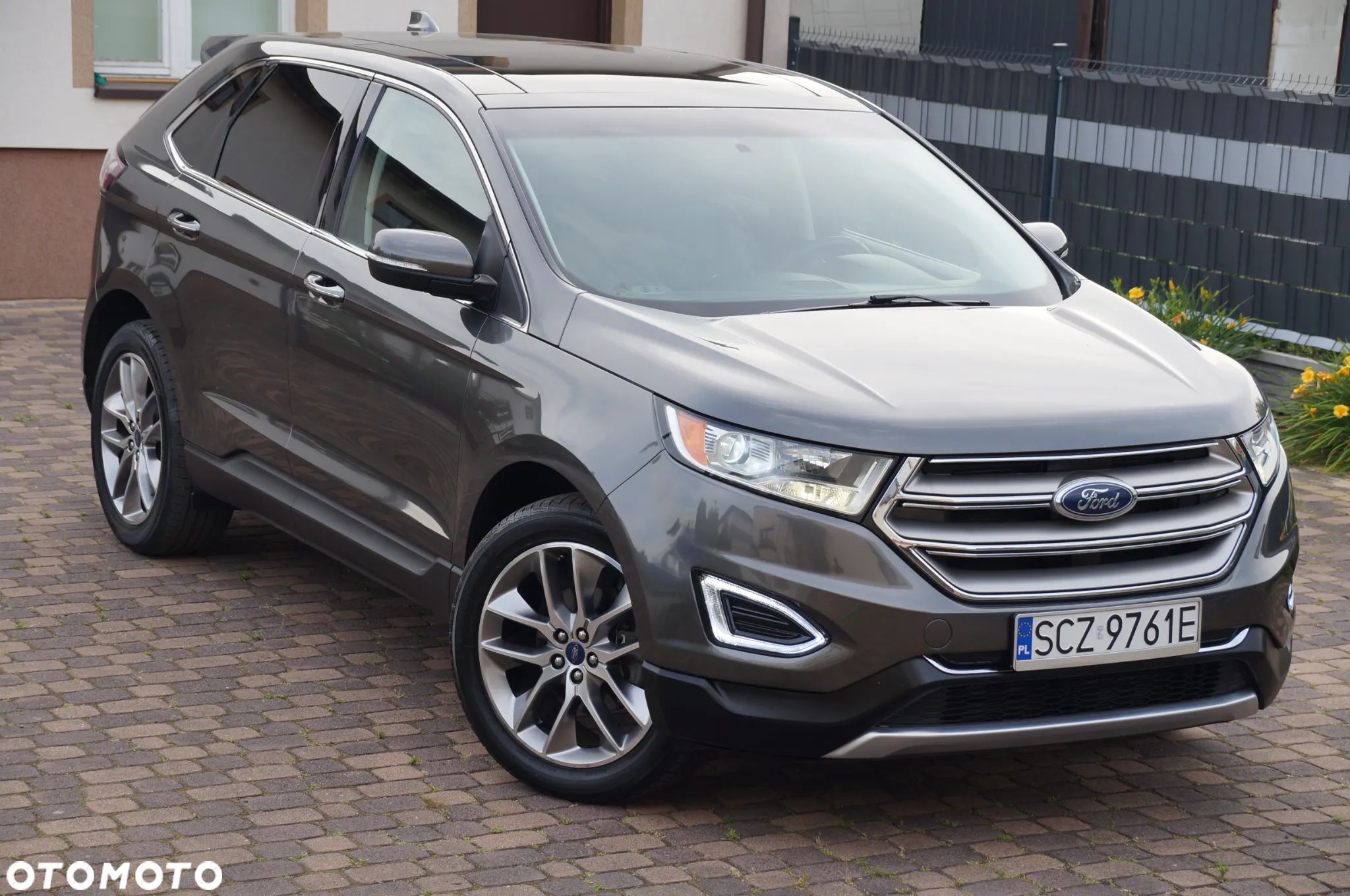 Ford Edge - 1