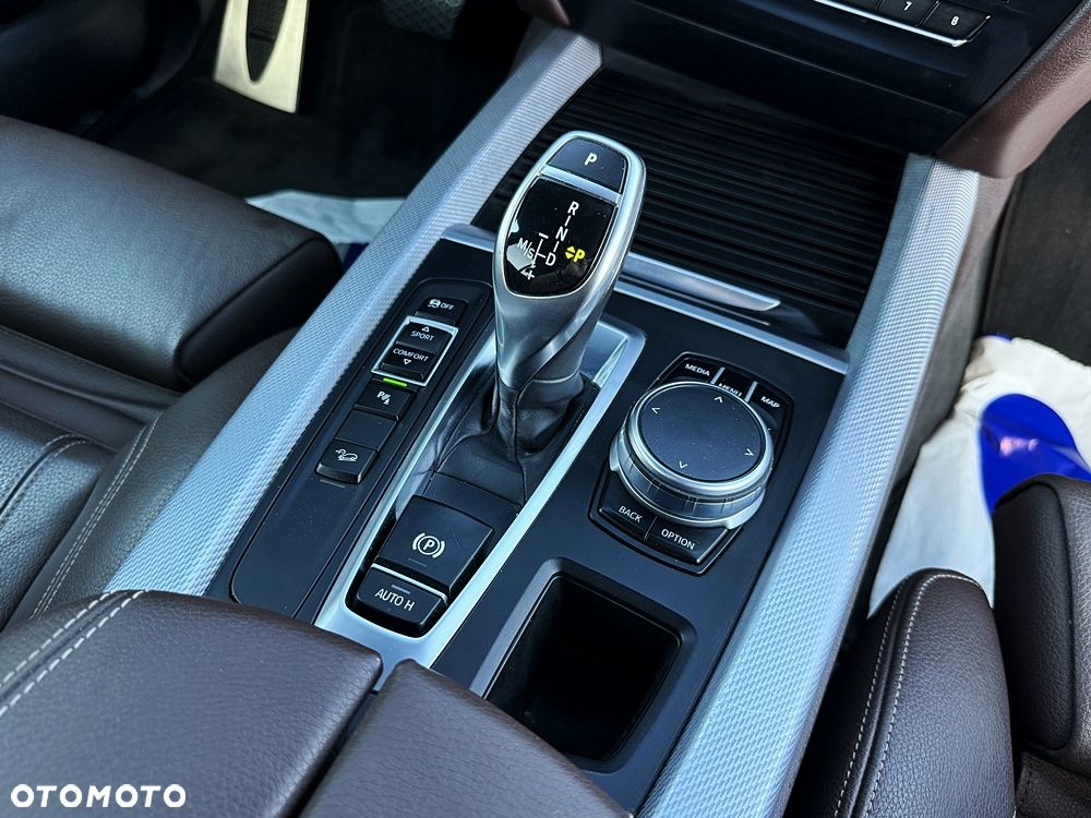 BMW X5 xDrive25d sport - 31