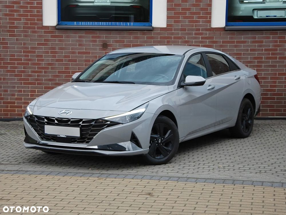 Hyundai Elantra 1.6 Smart CVT - 25