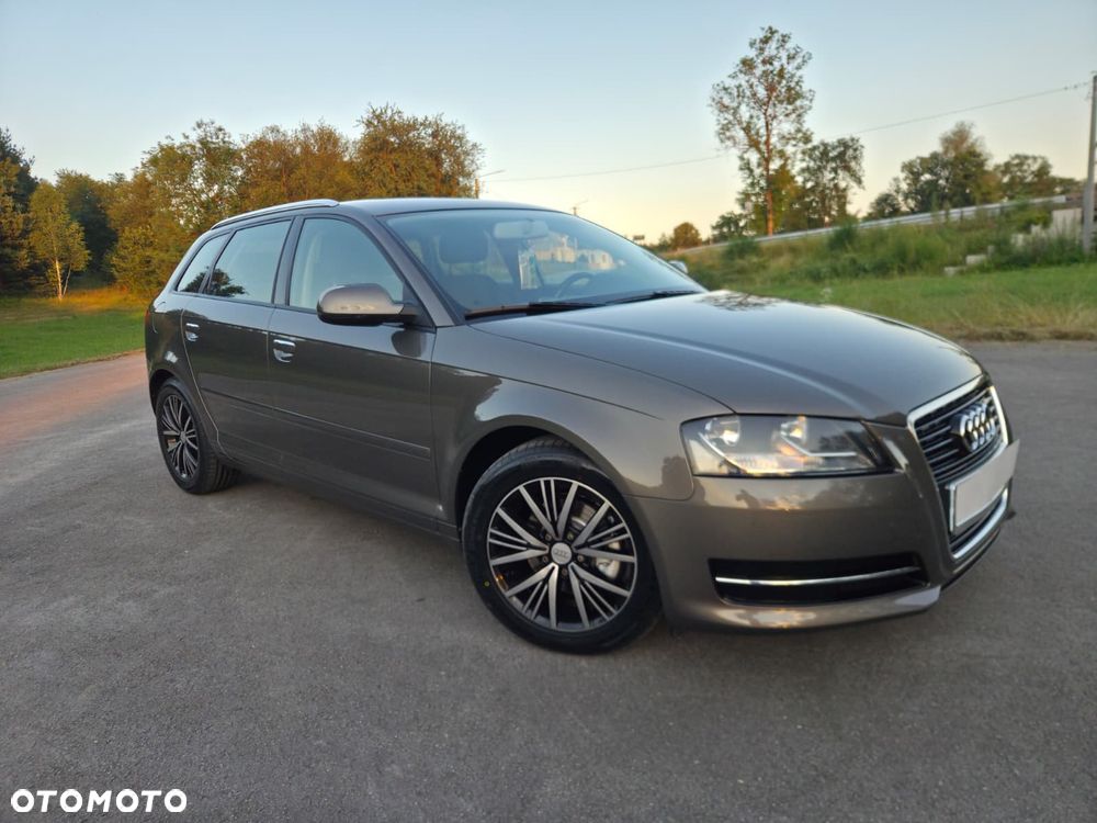 Audi A3 Sportback - 3