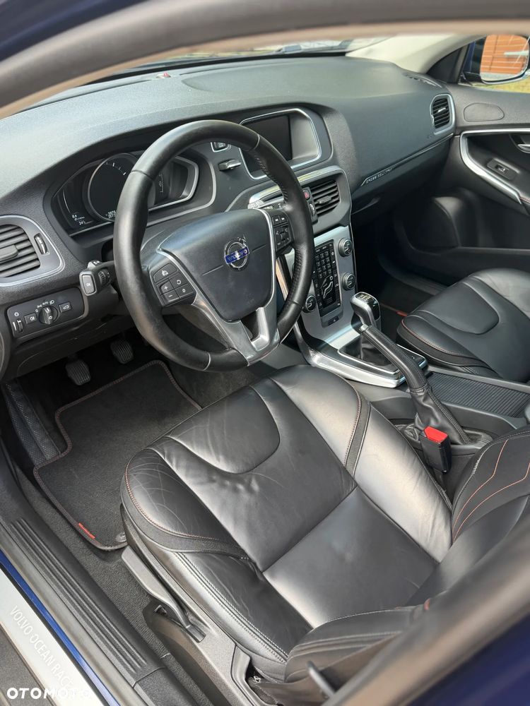 Volvo V40 T3 Drive-E Ocean Race - 10