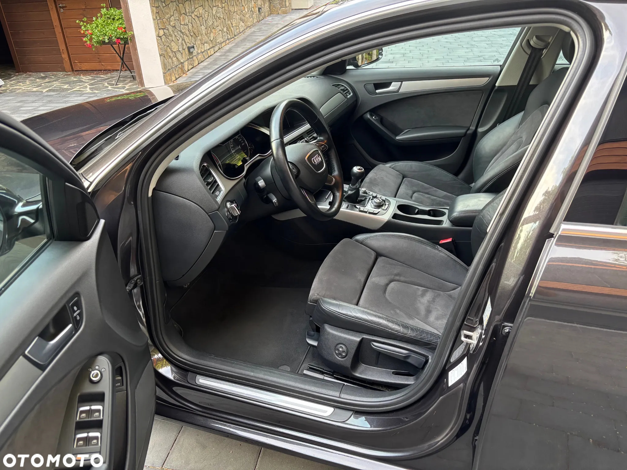 Audi A4 Avant 2.0 TDI ultra - 13