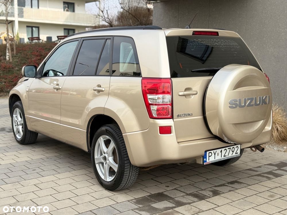 Suzuki Grand Vitara - 22