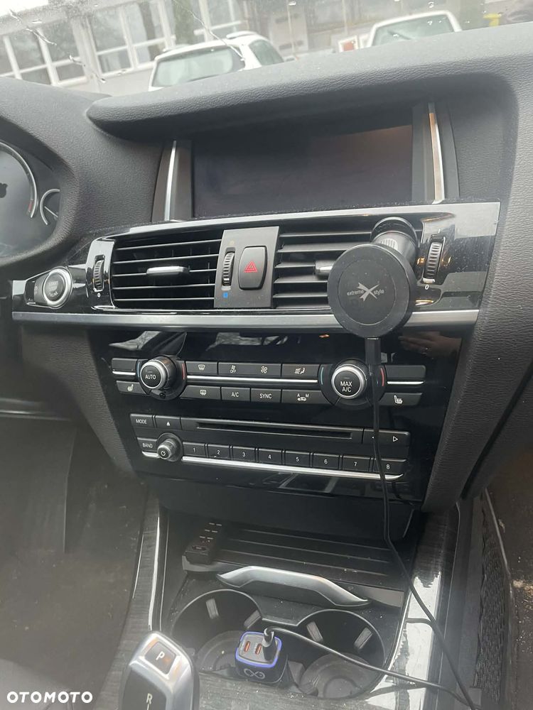 BMW X3 xDrive28i Sport-Aut M Sport - 8