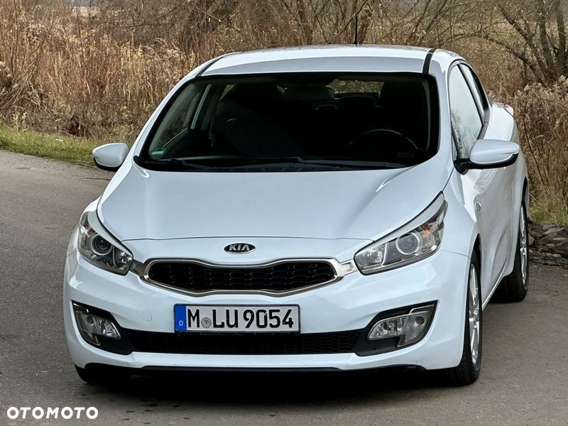 Kia ProCeed - 3