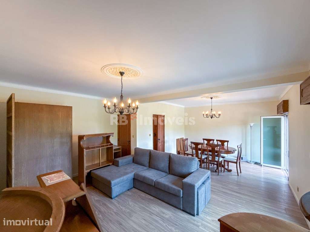 Apartamento T3 c/ Garagem, Arrecadação, Terraço, Remodelado e Mobil... - Grande imagem: 5/48