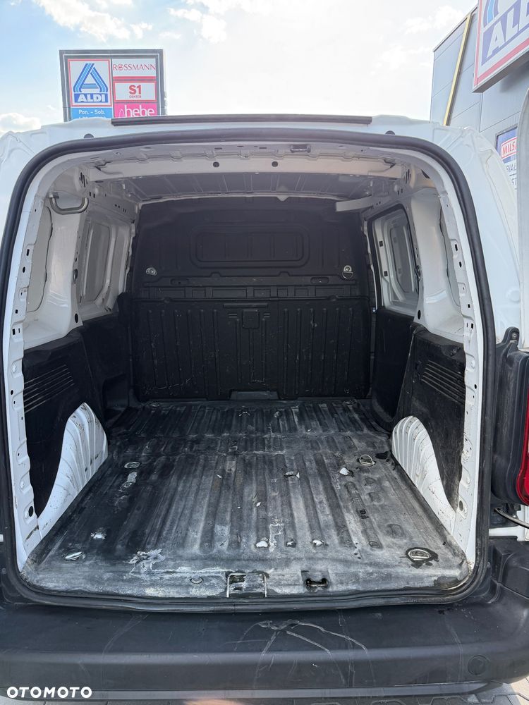 Opel COMBO L1H1 - 28