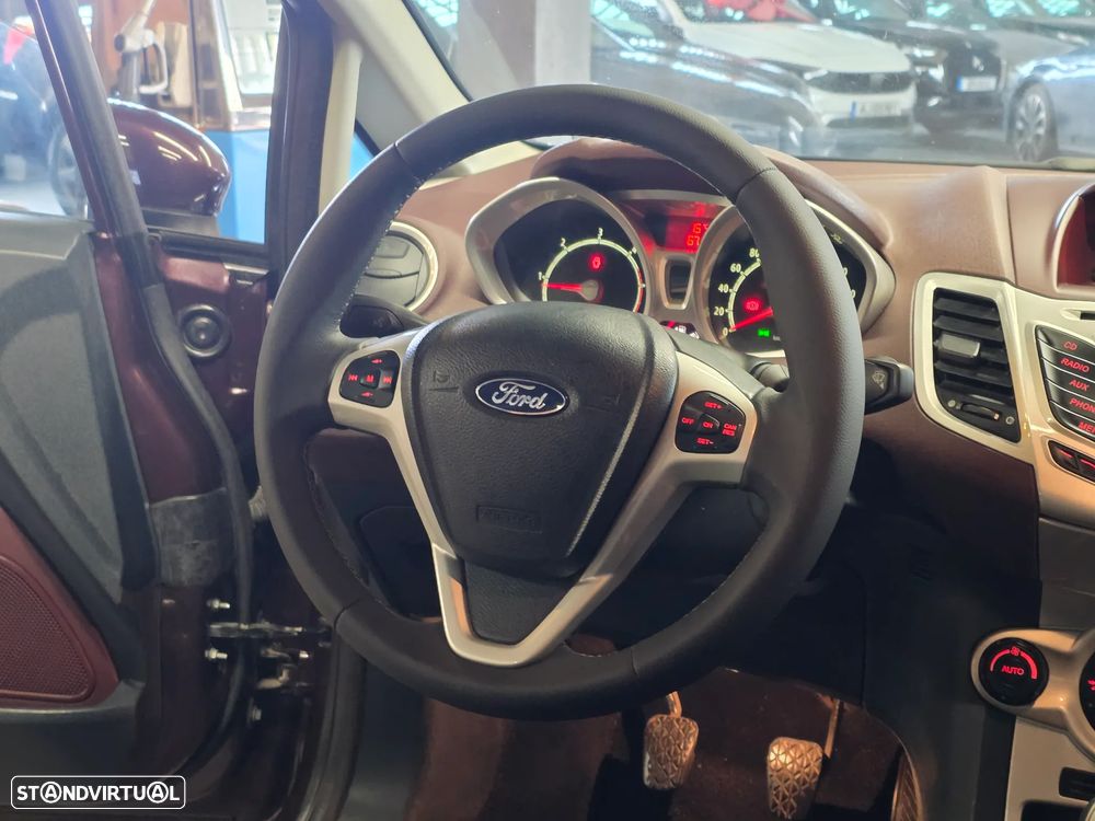 Ford Fiesta 1.6 TDCI Titanium - 12
