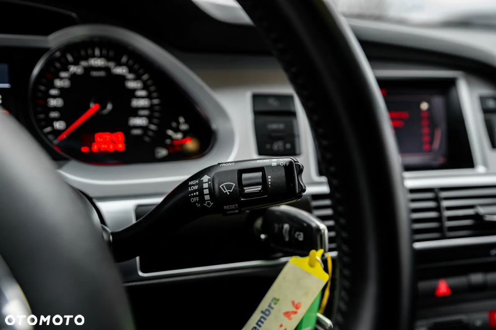 Audi A6 Avant 3.0 TDI DPF quattro tiptronic - 35