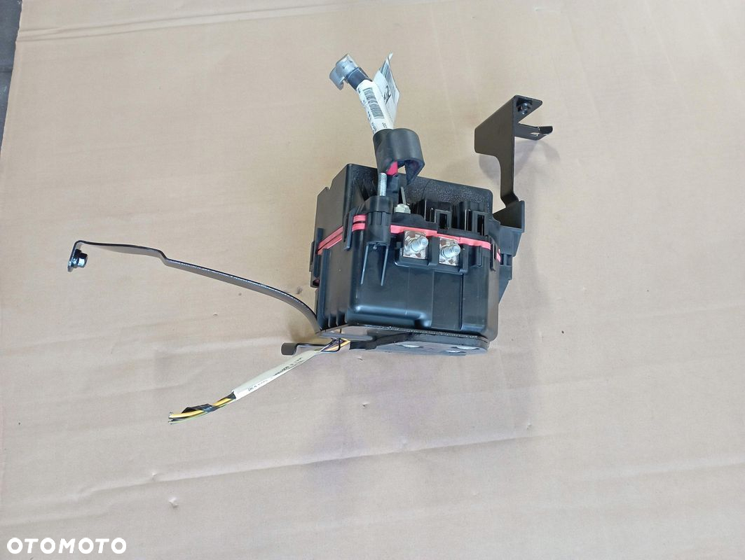 JAGUAR XF WZMACNIACZ KONWERTER SKRZYNKA FUSE BOX CX23-14K131-BC - 2