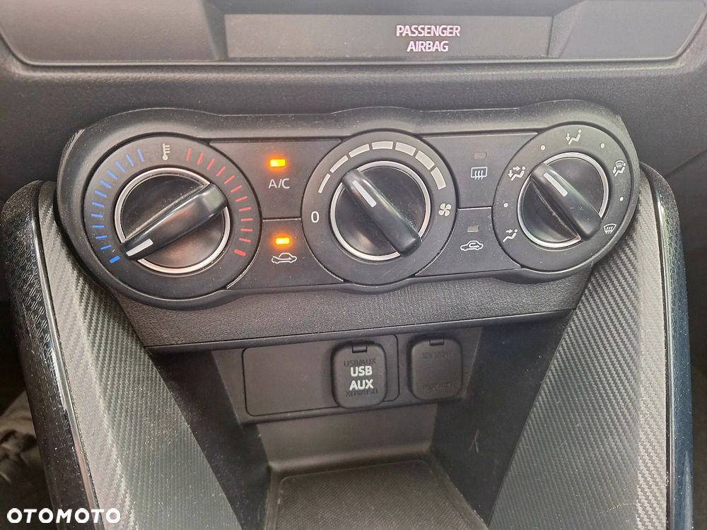 Mazda 2 SKYACTIV-G 75 Center-Line - 32