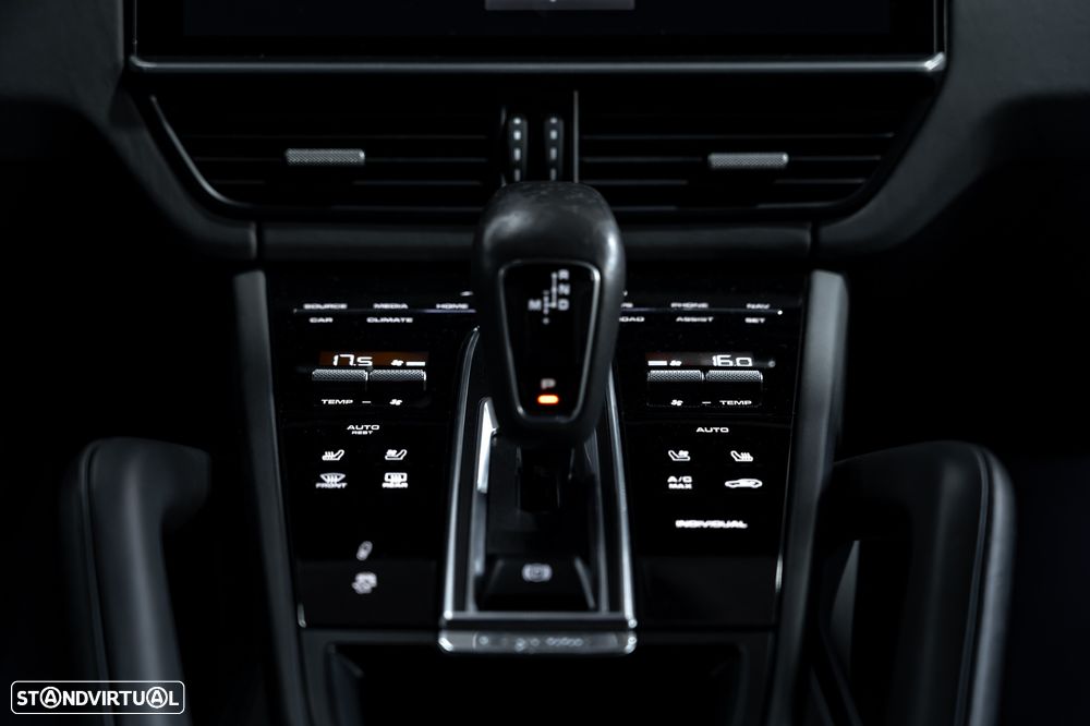 Porsche Cayenne Coupé - 16