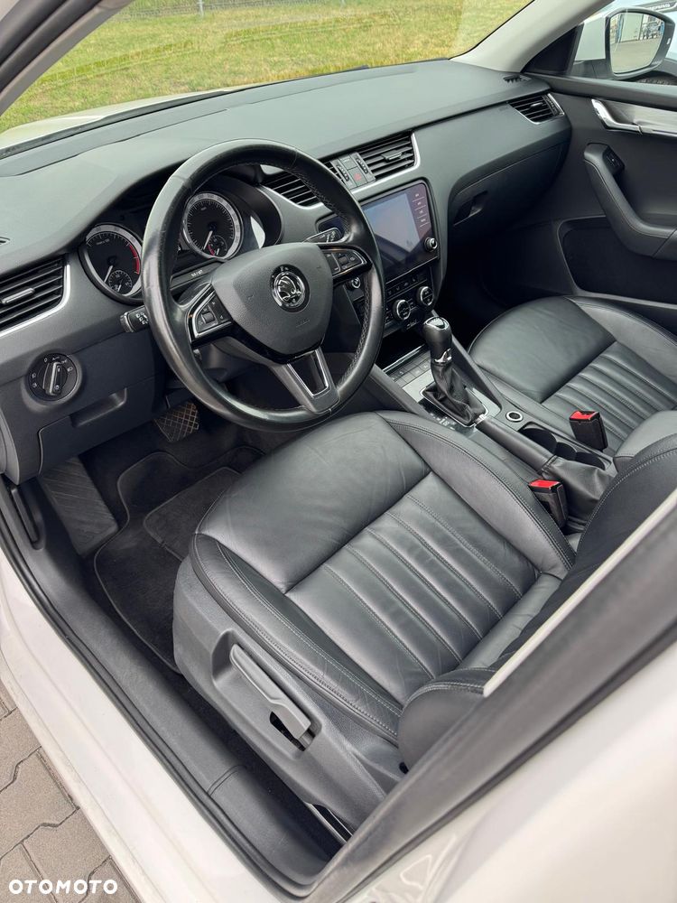 Skoda Octavia 1.5 TSI G-TEC DSG Style - 8