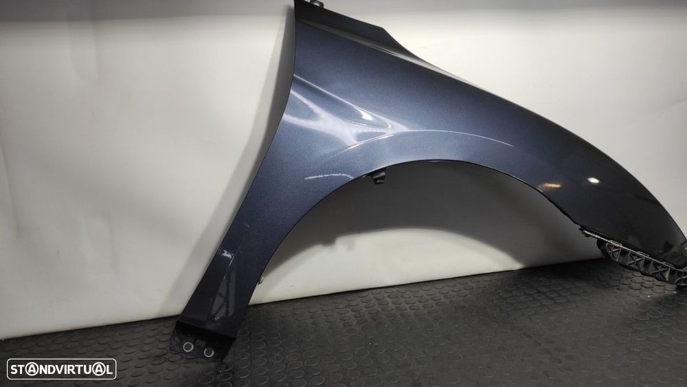 GUARDA-LAMAS FRENTE DIREITO HYUNDAI I40 COMFORT - 2