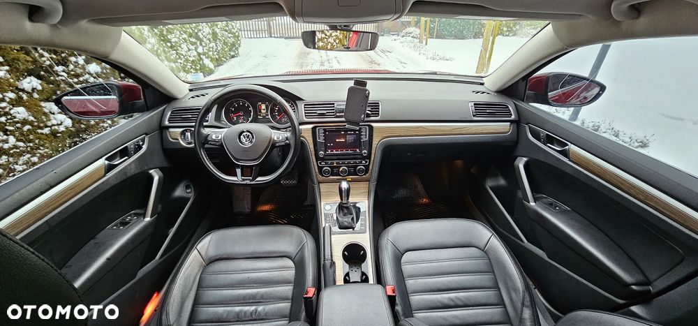 Volkswagen Passat - 18