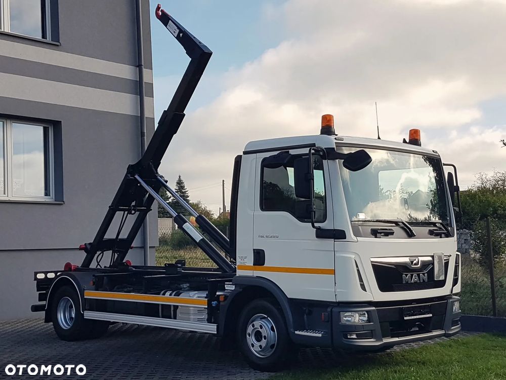MAN TGL 12.220 HAKOWIEC 4x2 KLIMA - 1