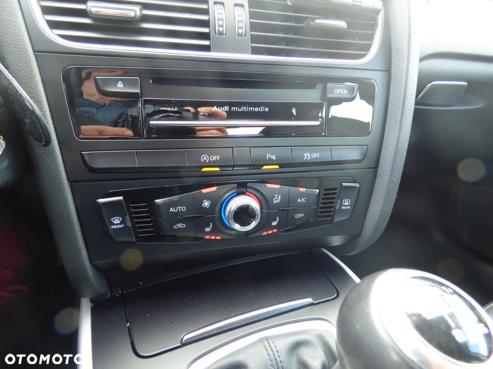 Audi A4 Limousine - 11