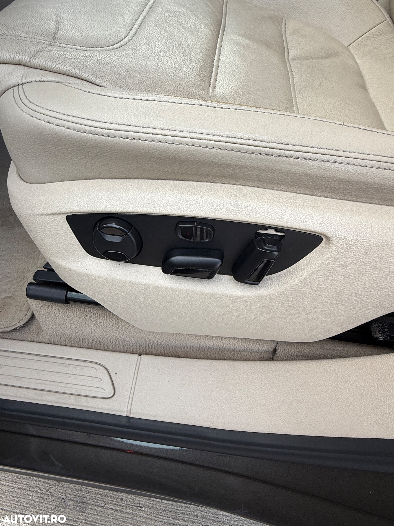 Volkswagen Touareg V6 TDI BMT Supreme Plus - 18
