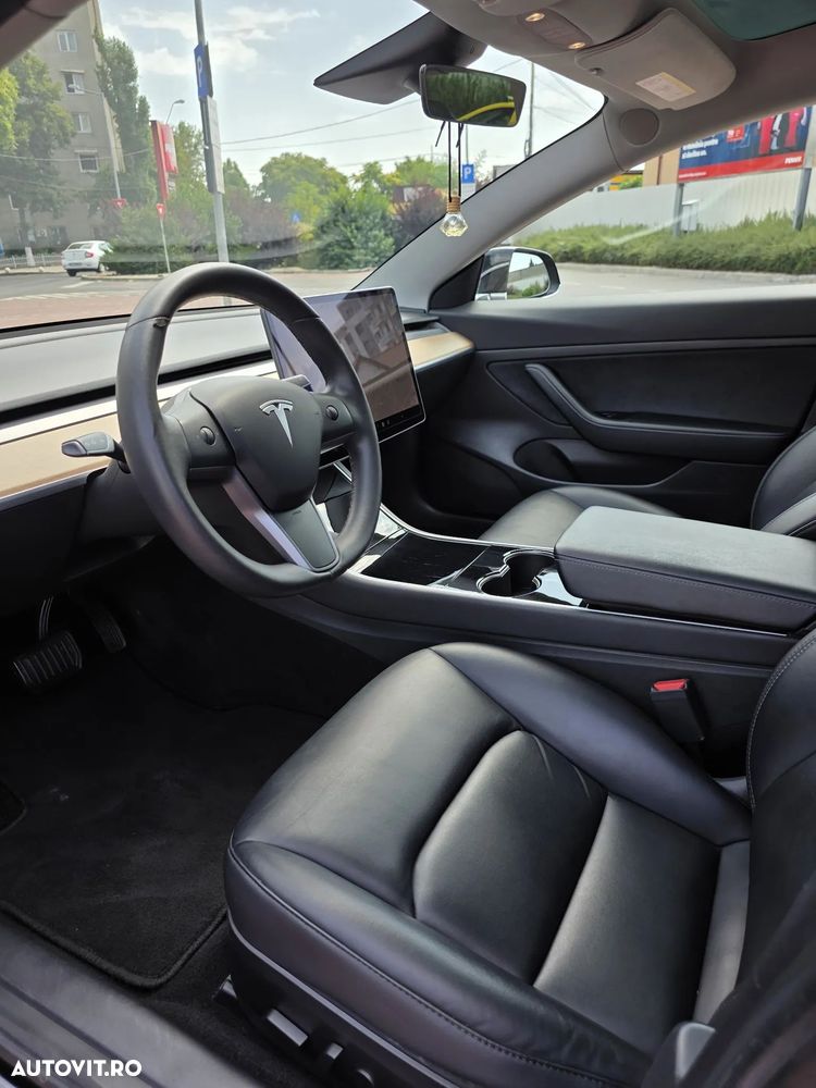 Tesla Model 3 Standard - 16