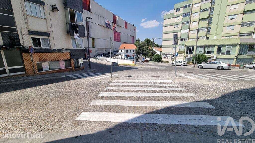 Espaço Comercial em Guarda de 650,00 m2 - Grande imagem: 2/14
