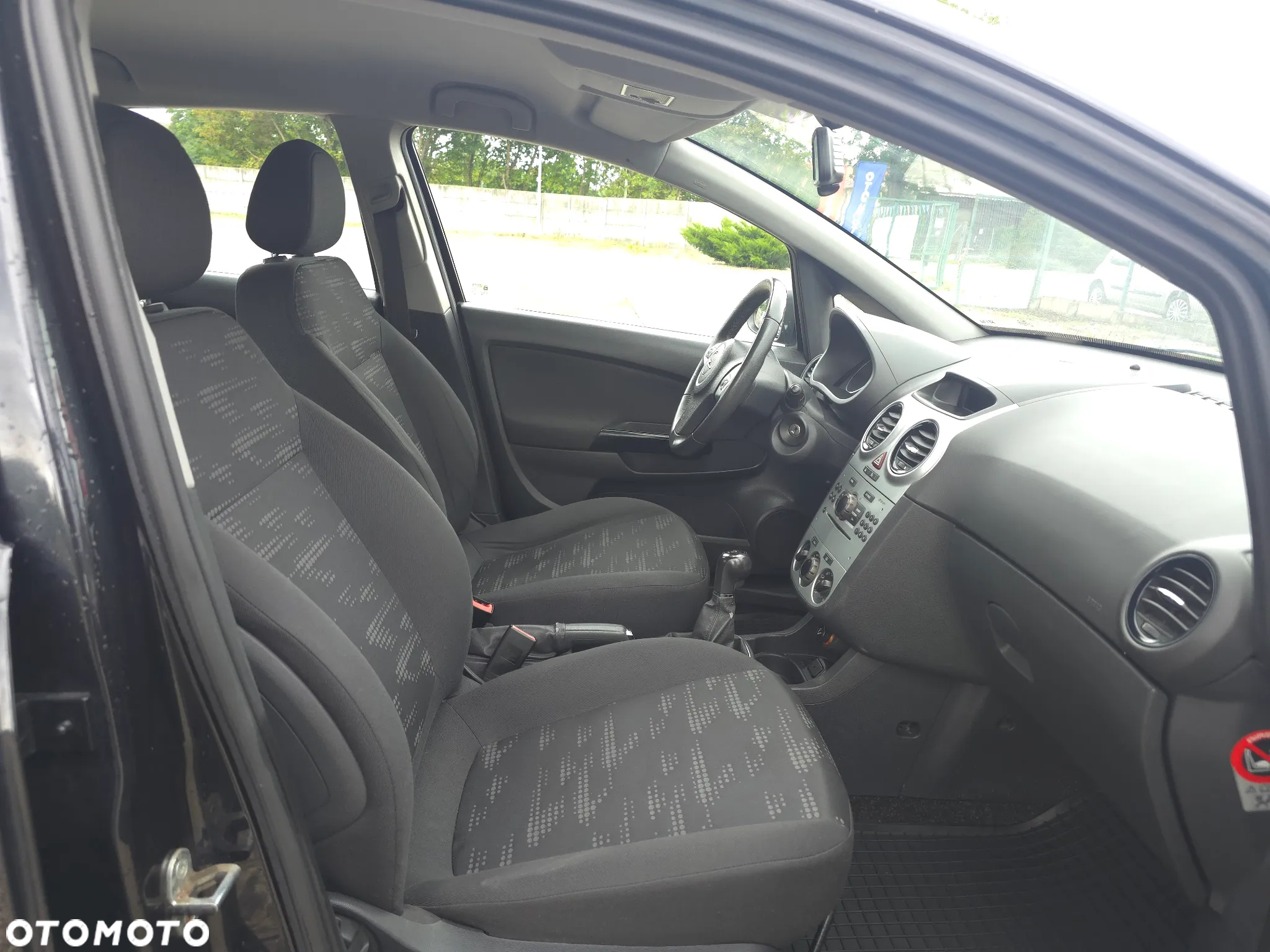 Opel Corsa 1.2 16V Enjoy - 15
