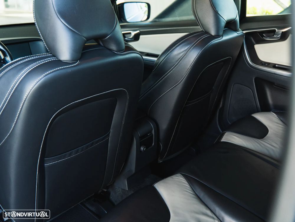 Volvo XC 60 D4 Geartronic Summum - 27