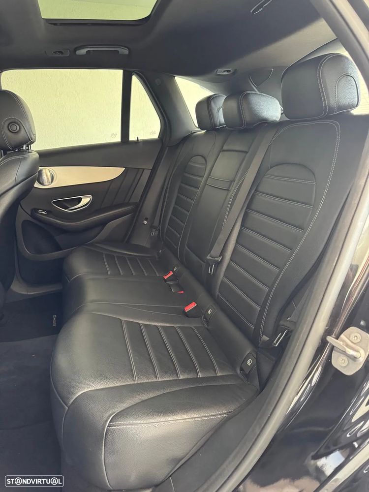 Mercedes-Benz GLC 250 d 4Matic 9G-TRONIC AMG Line - 20
