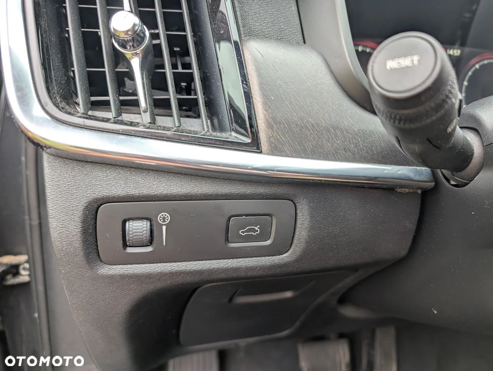 Volvo V90 Cross Country T6 AWD - 9