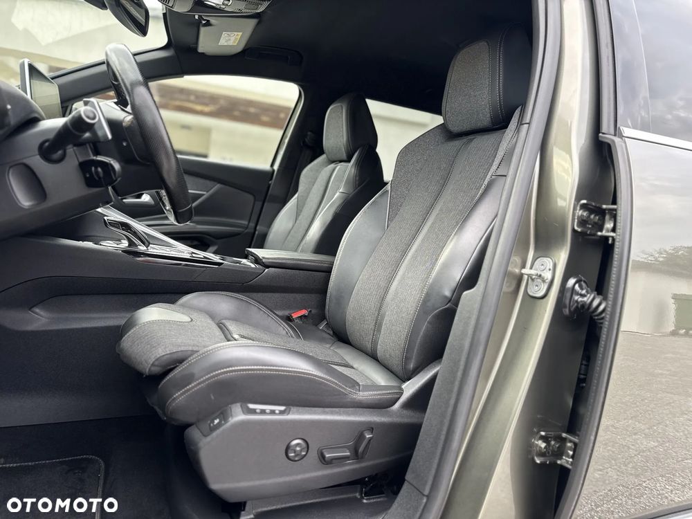 Peugeot 5008 - 20