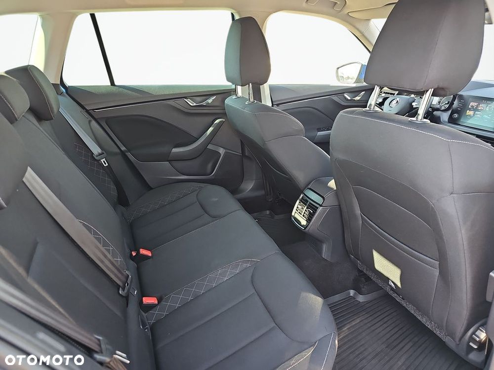 Skoda Kamiq 1.5 TSI Ambition - 12