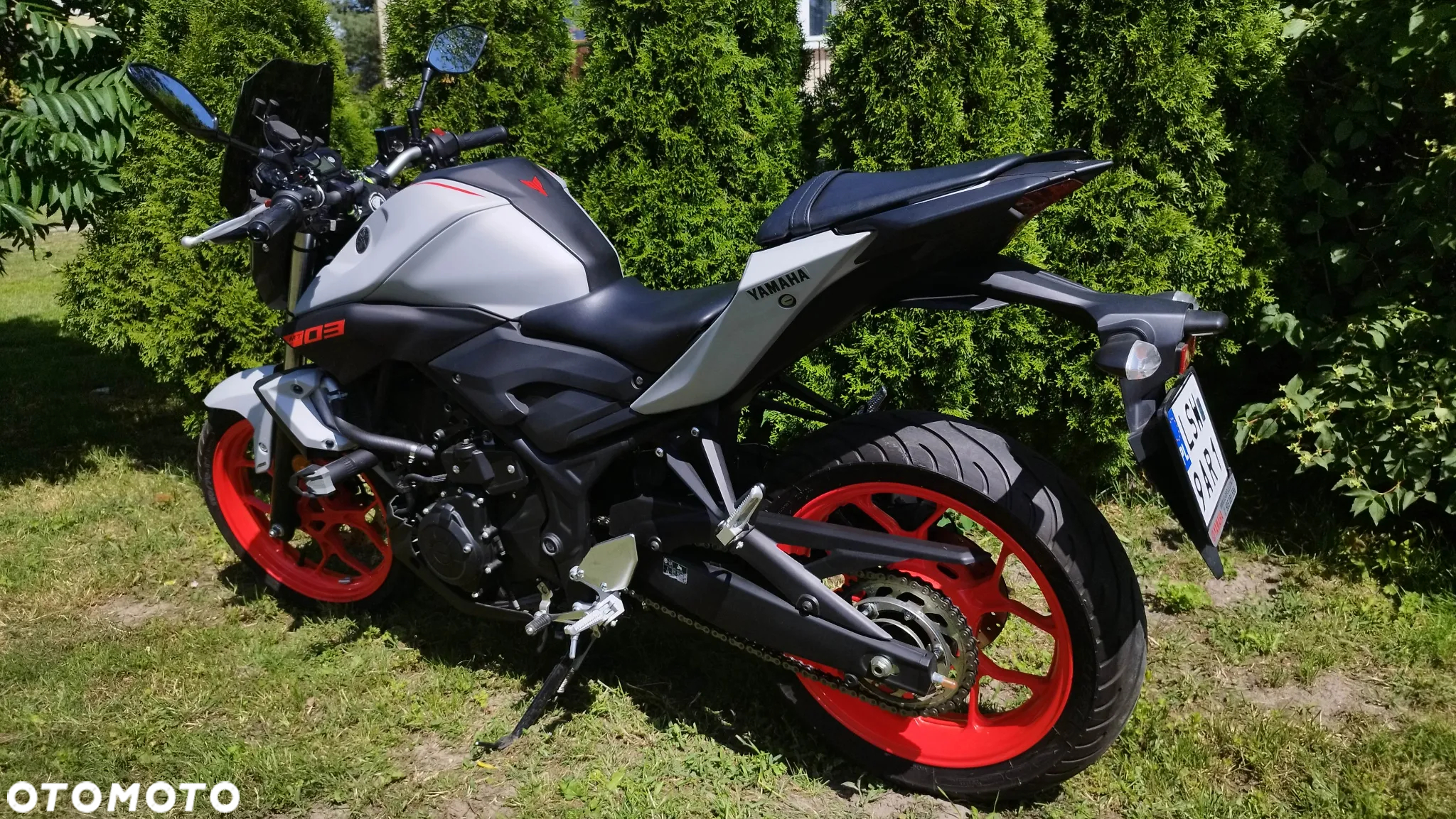 Yamaha MT - 9