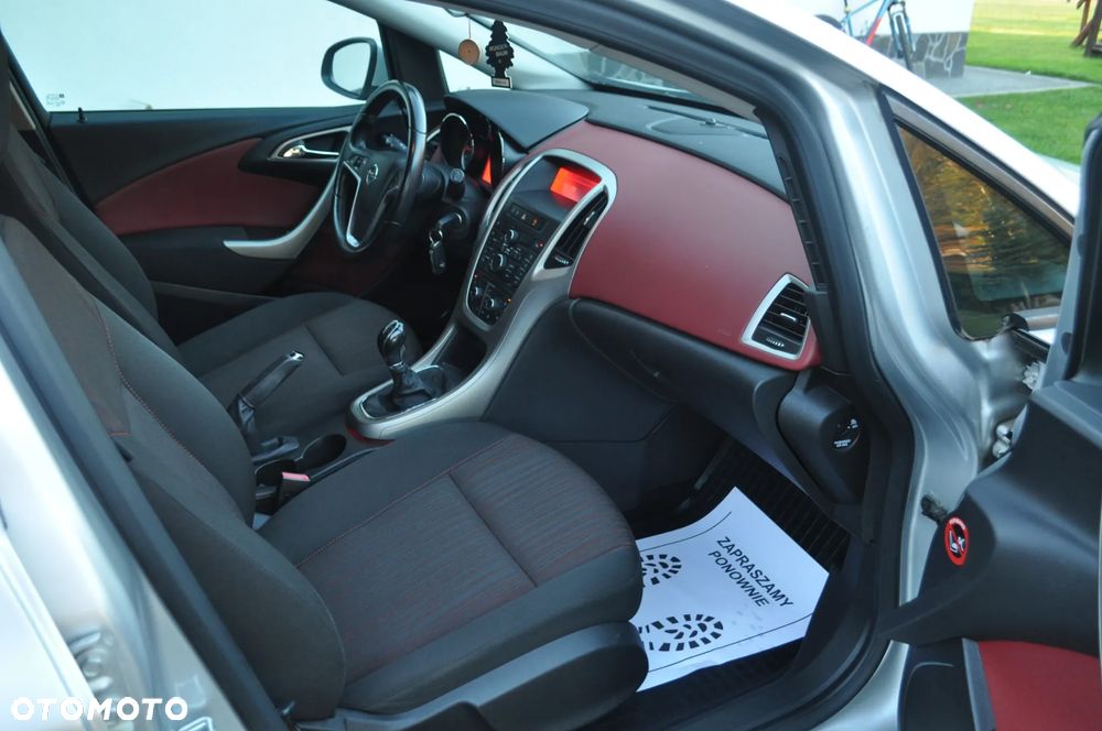 Opel Astra 1.6 Cosmo - 19