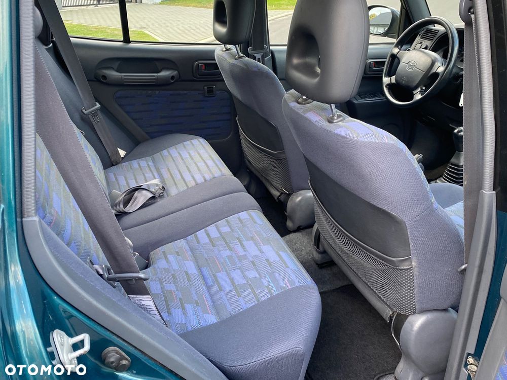 Toyota RAV4 2.0 VVT-i 4x4 - 6