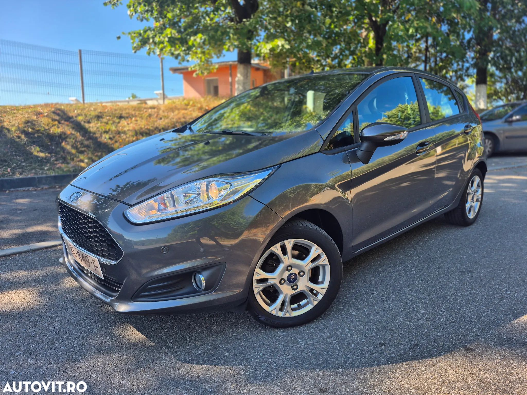 Ford Fiesta 1.0 EcoBoost S&S TITANIUM - 1