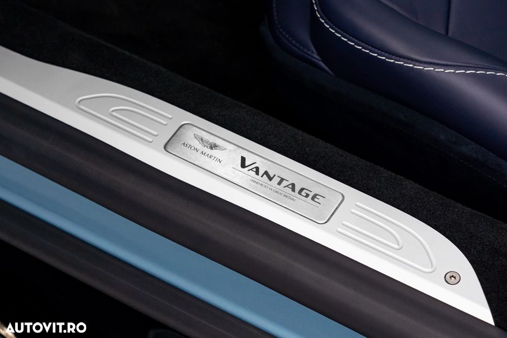 Aston Martin V8 Vantage Standard - 28