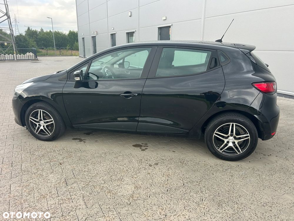 Renault Clio 1.2 16V 75 Business - 19