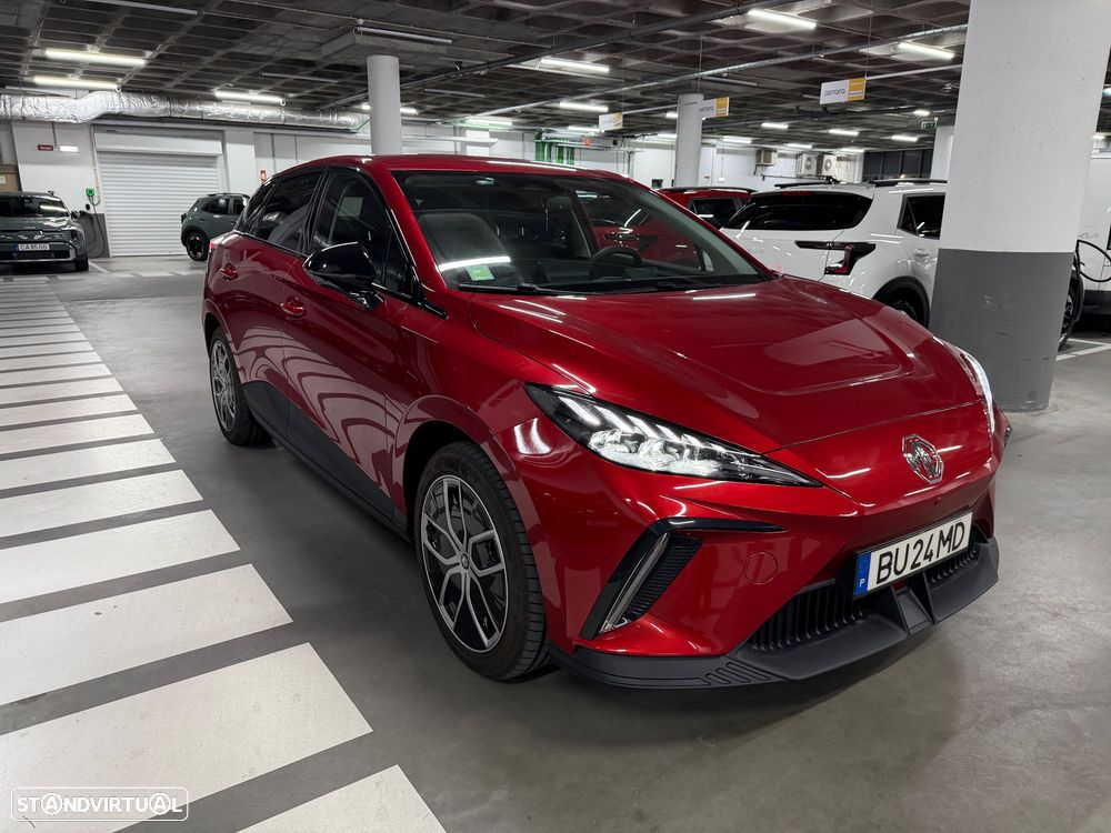 MG MG4 64 kWh Luxury - 10